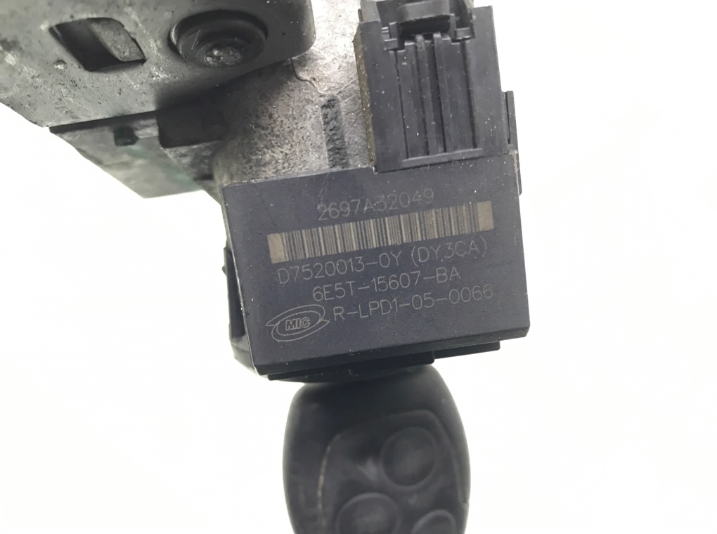 Замок зажигания бу для Ford Fiesta 5 1.6 TDCi,  2008 г.