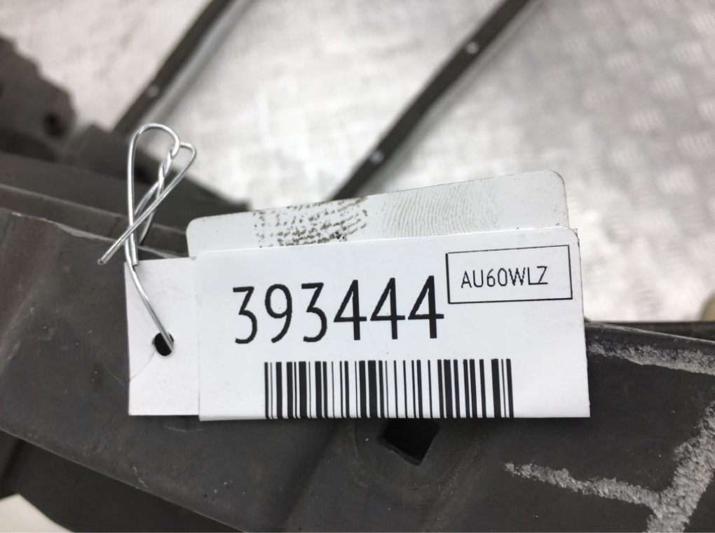 Панель передняя (телевизор) бу для Citroen C3  1.6 HDi,  2010 г.