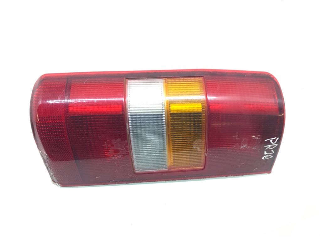 Фонарь задний левый бу для Peugeot Expert 2.0 HDi, 2005 г.