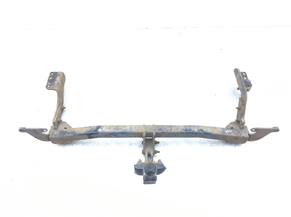 Прицепное устройство (фаркоп) бу для Citroen C4 Grand Picasso  1.6 HDi,  2007 г.