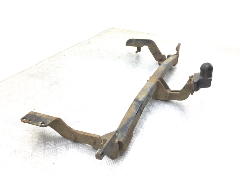 Прицепное устройство (фаркоп) бу для Citroen C4 Grand Picasso  1.6 HDi,  2007 г.