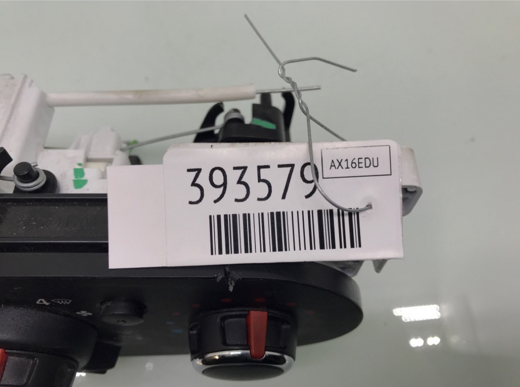 Блок управления печки/климат-контроля бу для Dacia Sandero 0.9 TCE, 2016 г. Блок управления печки/климат-контроля бу для Dacia Sandero 0.9 TCE, 2016 г.