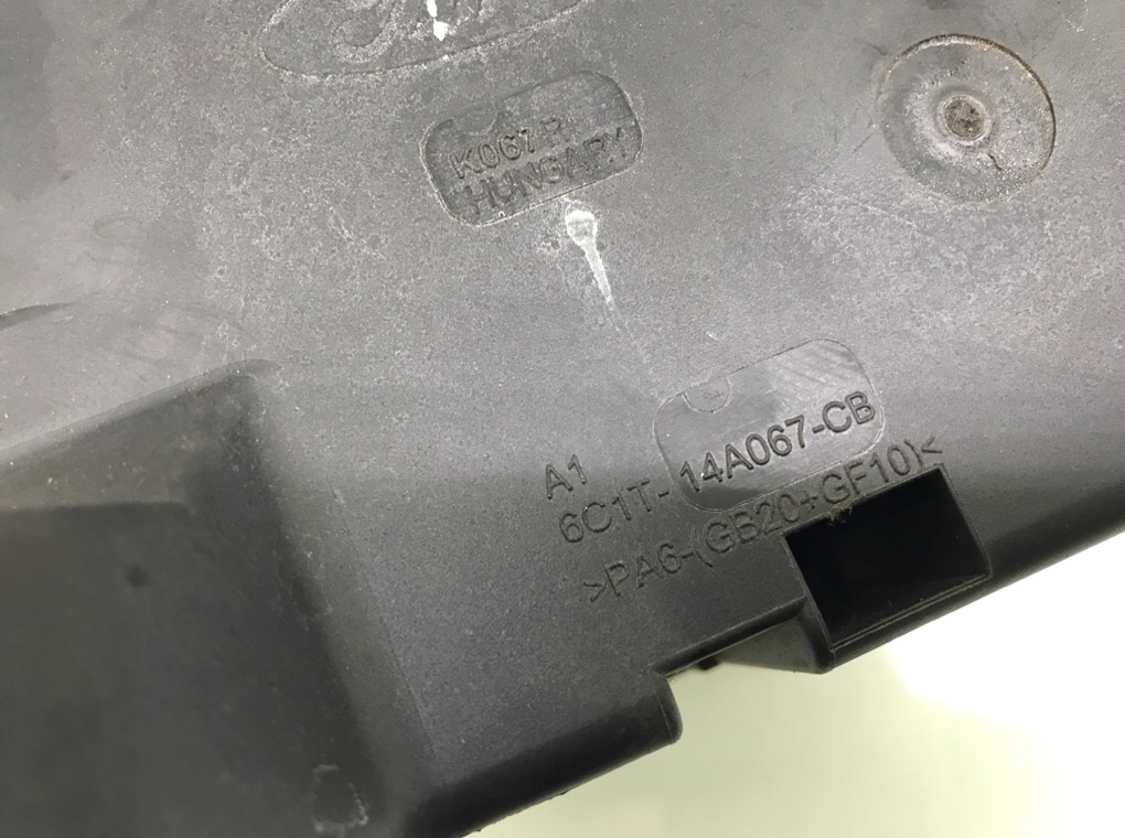 Блок предохранителей бу для Ford Transit 2.2 TDCi, 2009 г. Блок предохранителей бу для Ford Transit 2.2 TDCi, 2009 г.