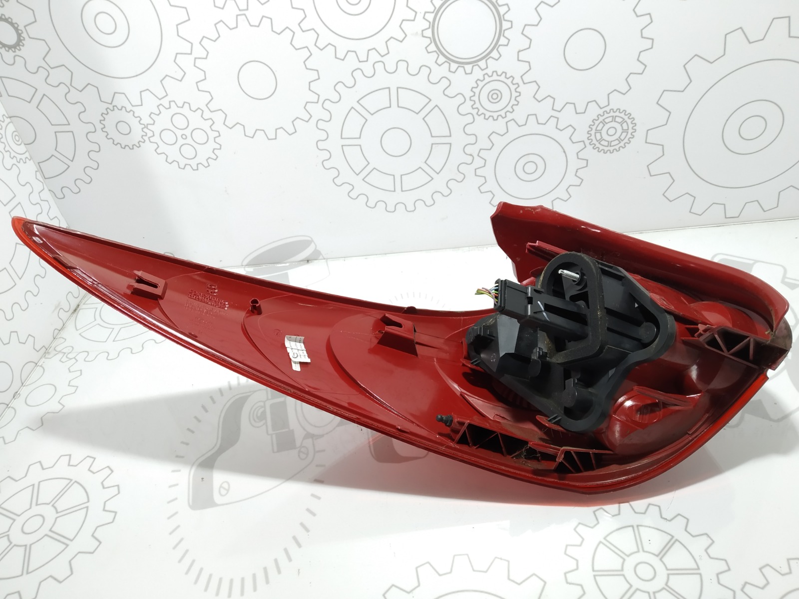 Фонарь задний правый бу для Peugeot 207 SW 1.6 i,  2008 г.