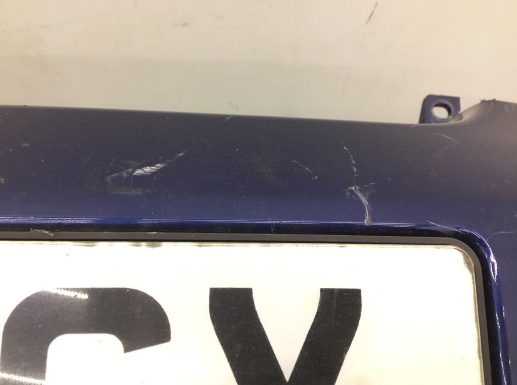 Бампер передний бу для Volkswagen Golf 5 1.9 TDi, 2005 г. Бампер передний бу для Volkswagen Golf 5 1.9 TDi, 2005 г.