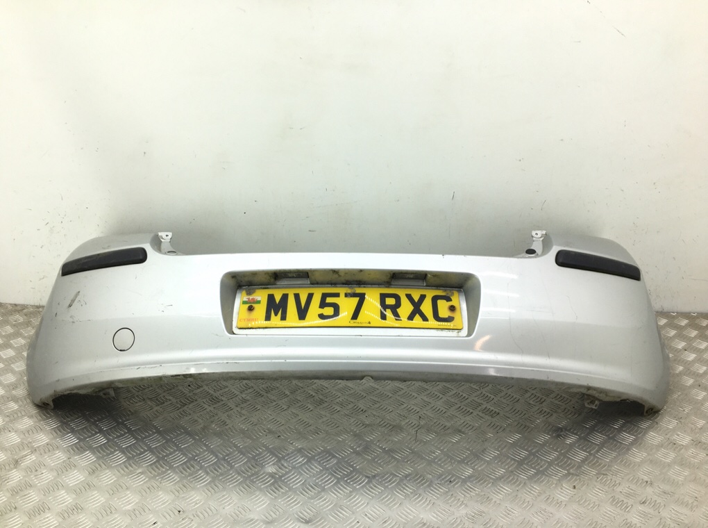 Бампер задний бу для Renault Clio  1.5 DCi,  2007 г.