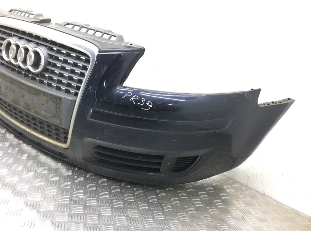 Бампер передний бу для Audi A3 8P 2.0 TDi,  2008 г.