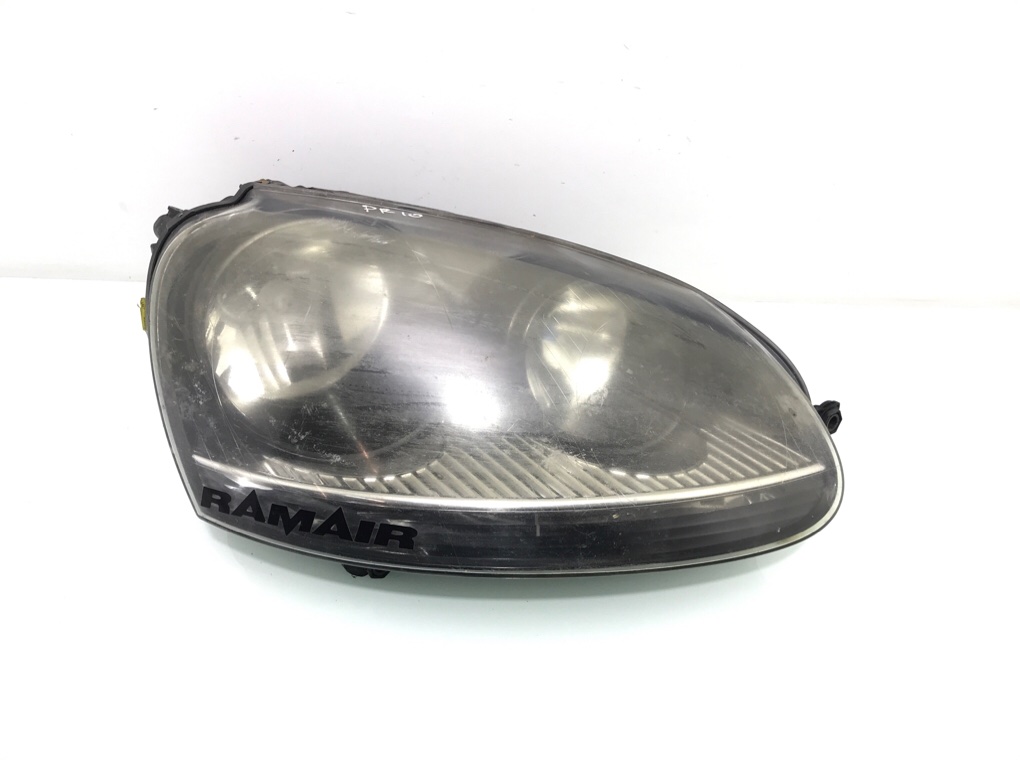 Фара правая бу для Volkswagen Golf 5 1.9 TDi, 2005 г.