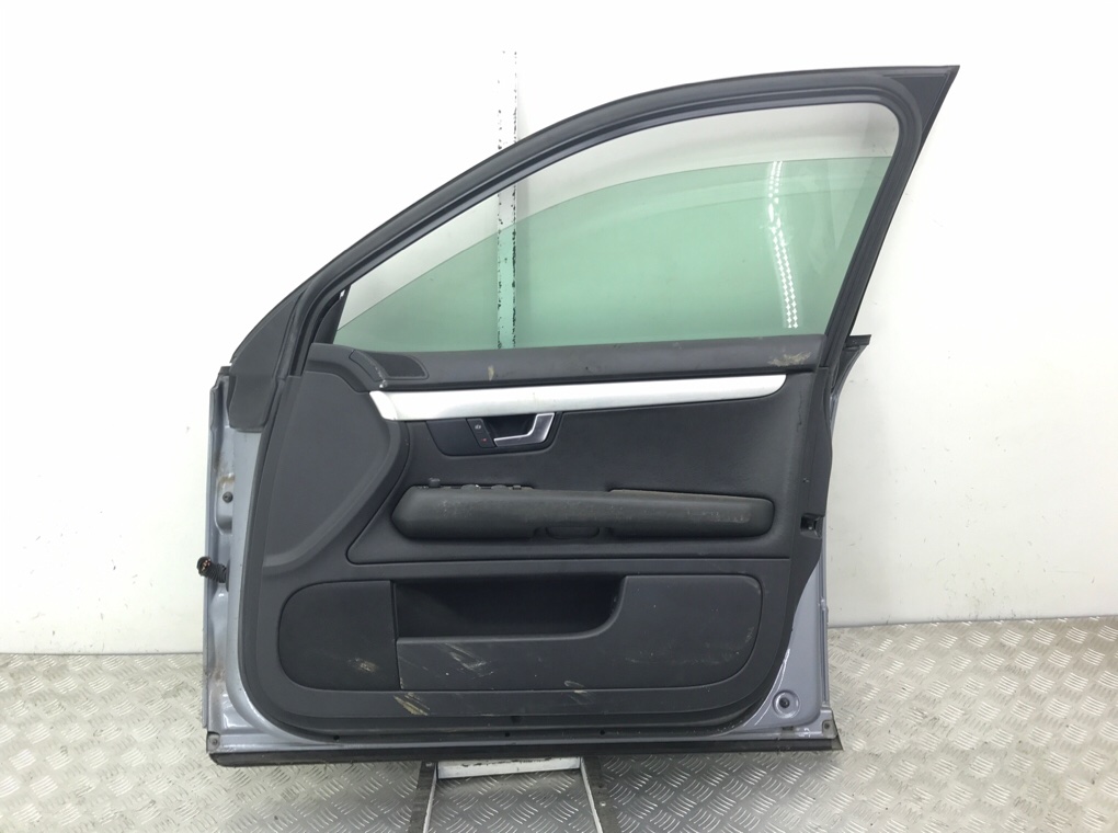 Дверь передняя правая бу для Audi A4 B7 2.0 TDi,  2007 г.
