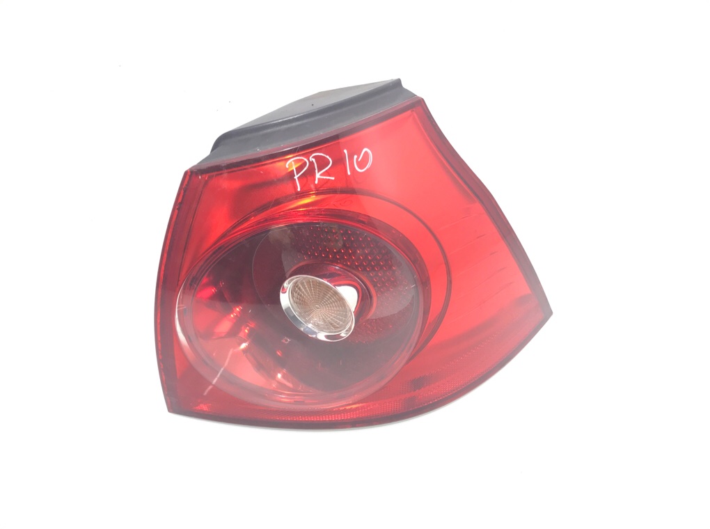 Фонарь задний правый бу для Volkswagen Golf 5 1.9 TDi, 2005 г.