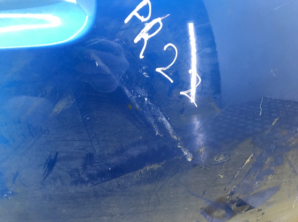 Дверь передняя правая бу для Dacia Sandero  0.9 TCE,  2016 г.