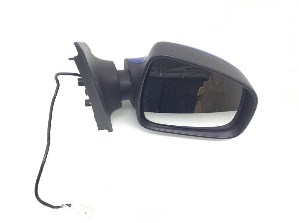 Зеркало наружное правое бу для Dacia Sandero 0.9 TCE, 2016 г.