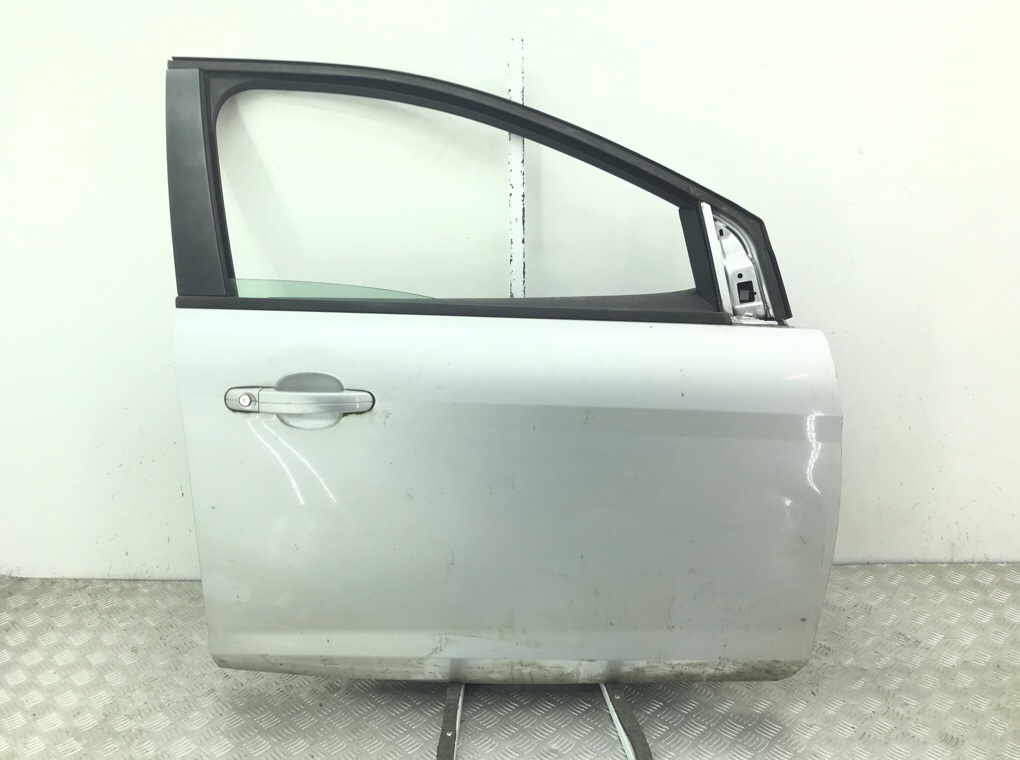 Дверь передняя правая бу для Ford Focus 2 1.6 TDCi, 2009 г.