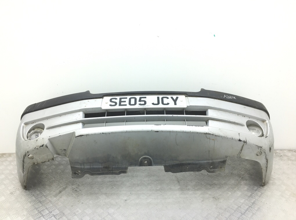 Бампер передний бу для Peugeot Expert  2.0 HDi,  2005 г.