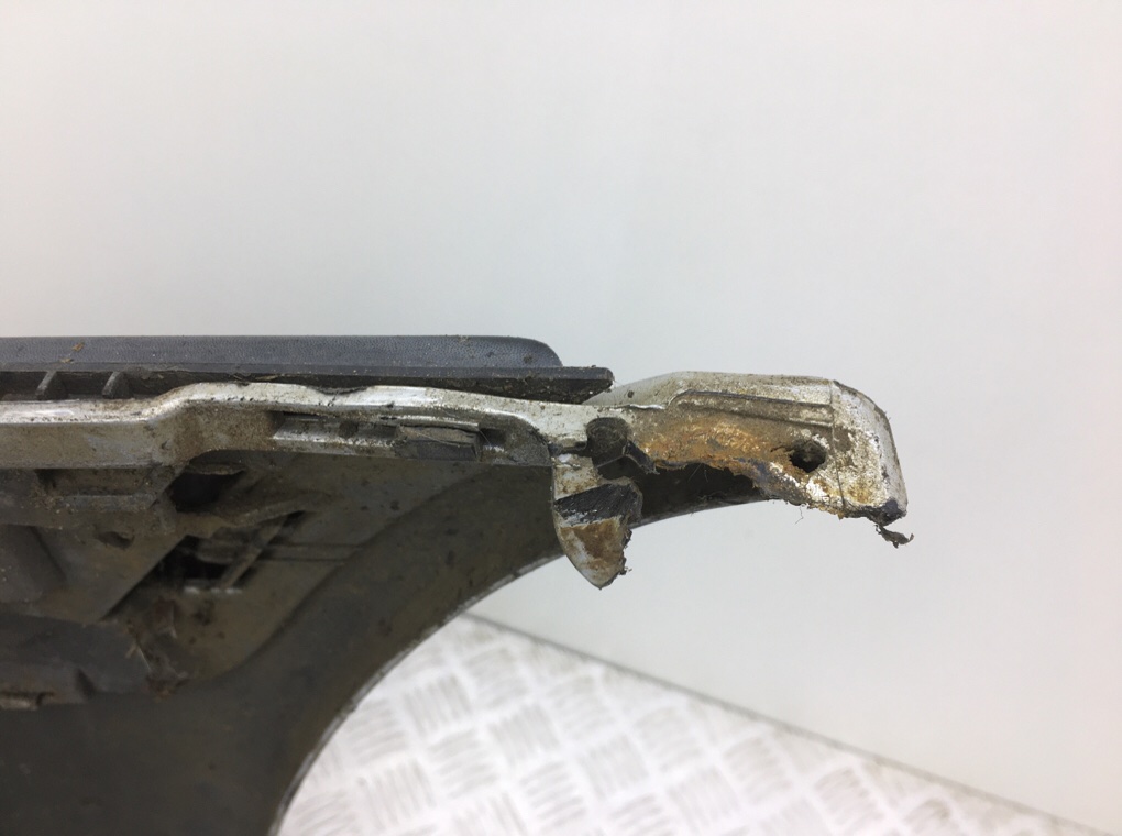 Бампер передний бу для Peugeot Expert  2.0 HDi,  2005 г.