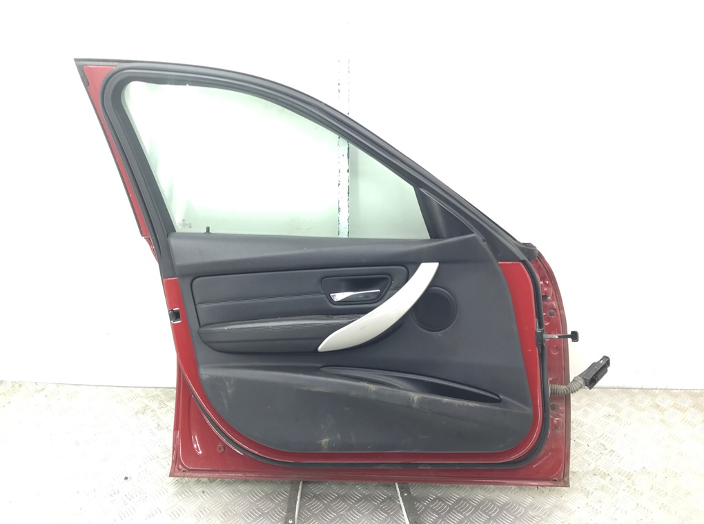 Дверь передняя левая бу для BMW 3 F30/F31/GT F34 2.0 TD,  2014 г.
