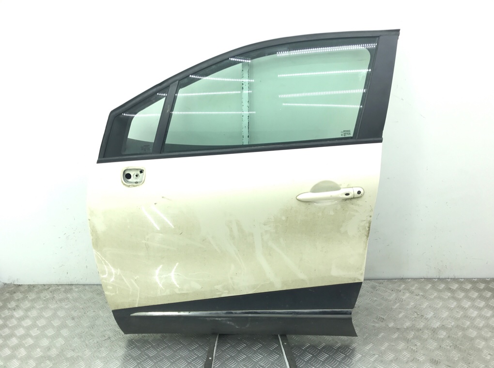 Дверь передняя левая бу для Renault Captur 1.5 DCi, 2014 г.