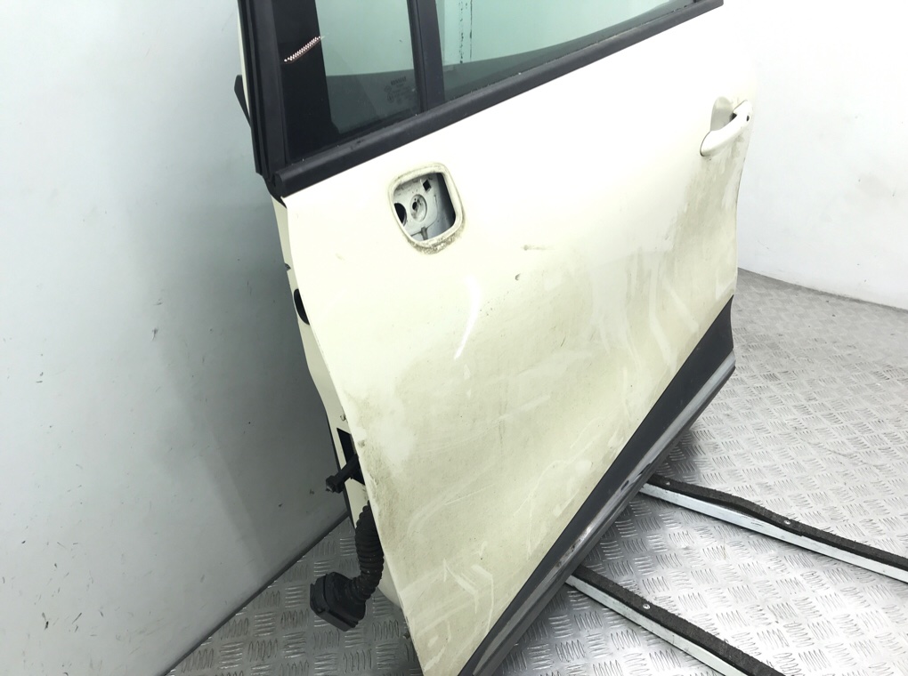 Дверь передняя левая бу для Renault Captur  1.5 DCi,  2014 г.