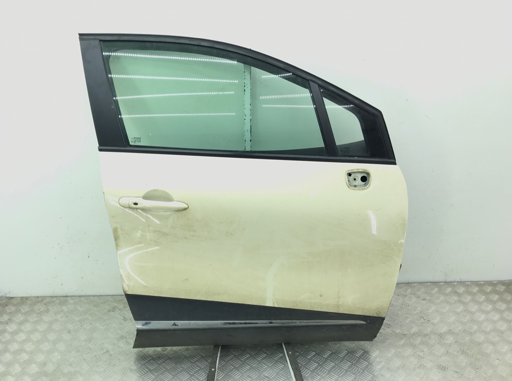Дверь передняя правая бу для Renault Captur 1.5 DCi, 2014 г.