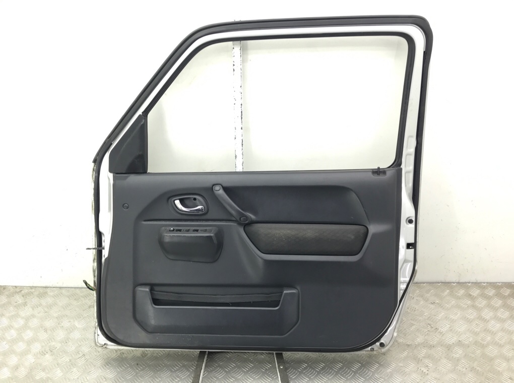 Дверь передняя правая бу для Suzuki Jimny  1.3 i,  2003 г.