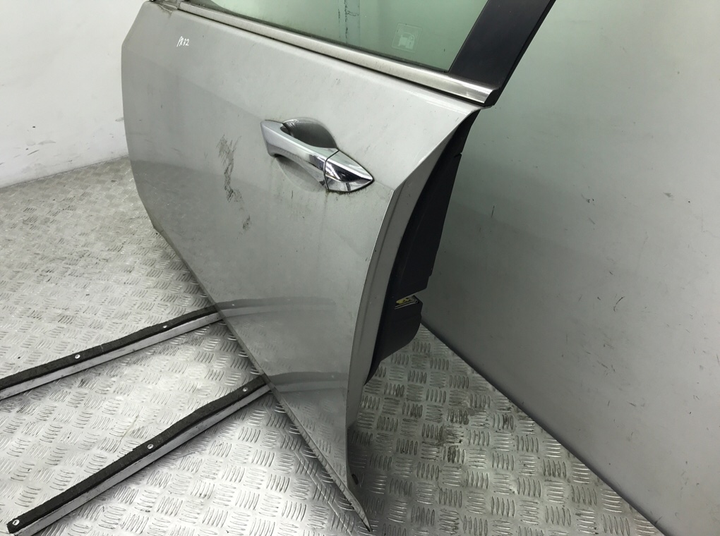 Дверь передняя левая бу для Honda Accord 8 2.2 D, 2011 г. Дверь передняя левая бу для Honda Accord 8 2.2 D, 2011 г.