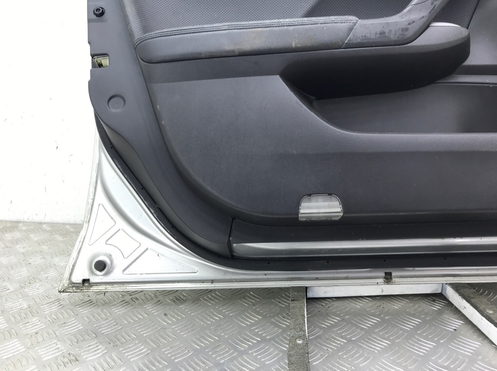 Дверь передняя левая бу для Honda Accord 8 2.2 D, 2011 г. Дверь передняя левая бу для Honda Accord 8 2.2 D, 2011 г.