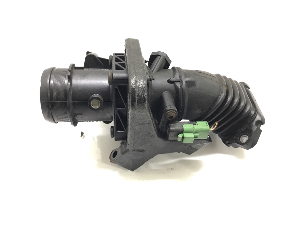 Заслонка дроссельная бу для Ford Fiesta 5 1.6 TDCi,  2008 г.