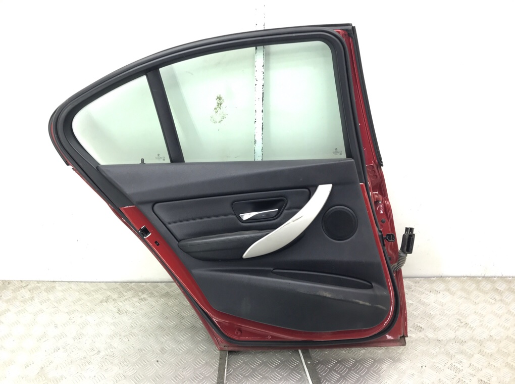 Дверь задняя левая бу для BMW 3 F30/F31/GT F34 2.0 TD,  2014 г.
