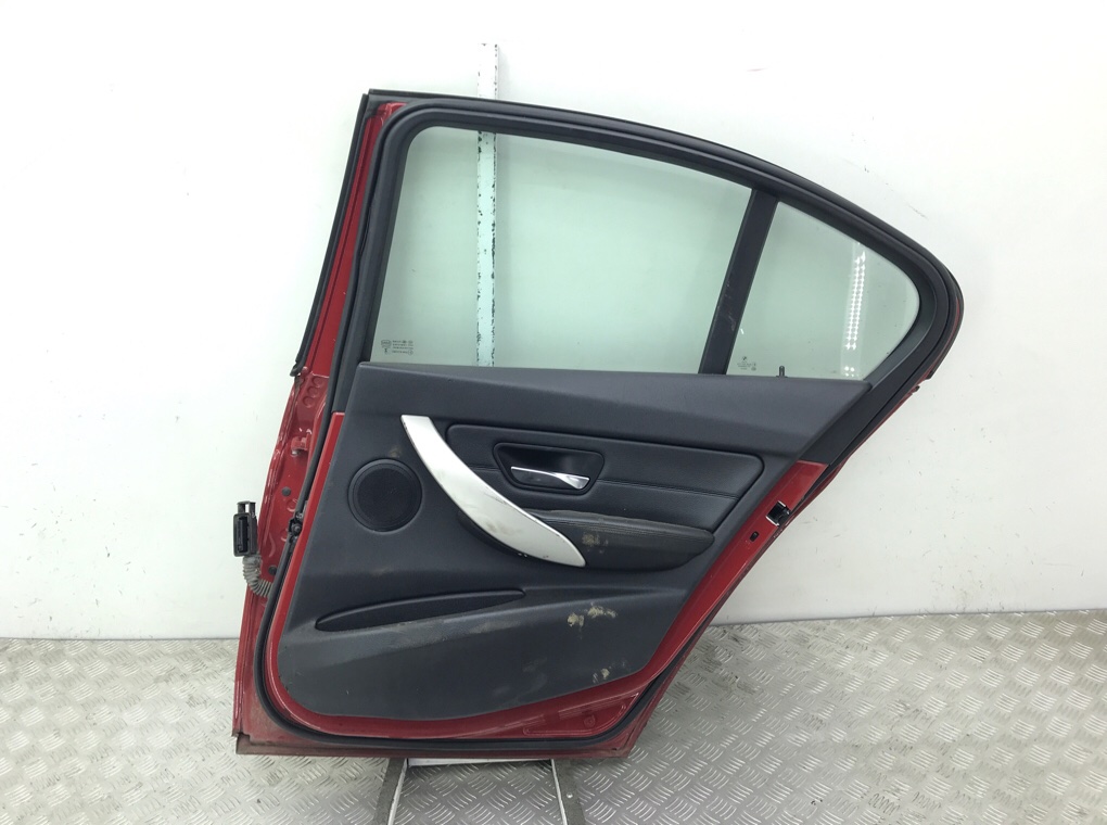 Дверь задняя правая бу для BMW 3 F30/F31/GT F34 2.0 TD,  2014 г.