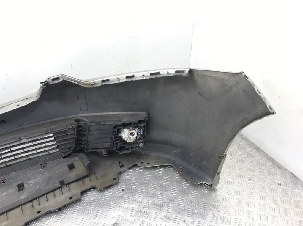 Бампер передний бу для Honda Accord 8 2.2 D,  2011 г.
