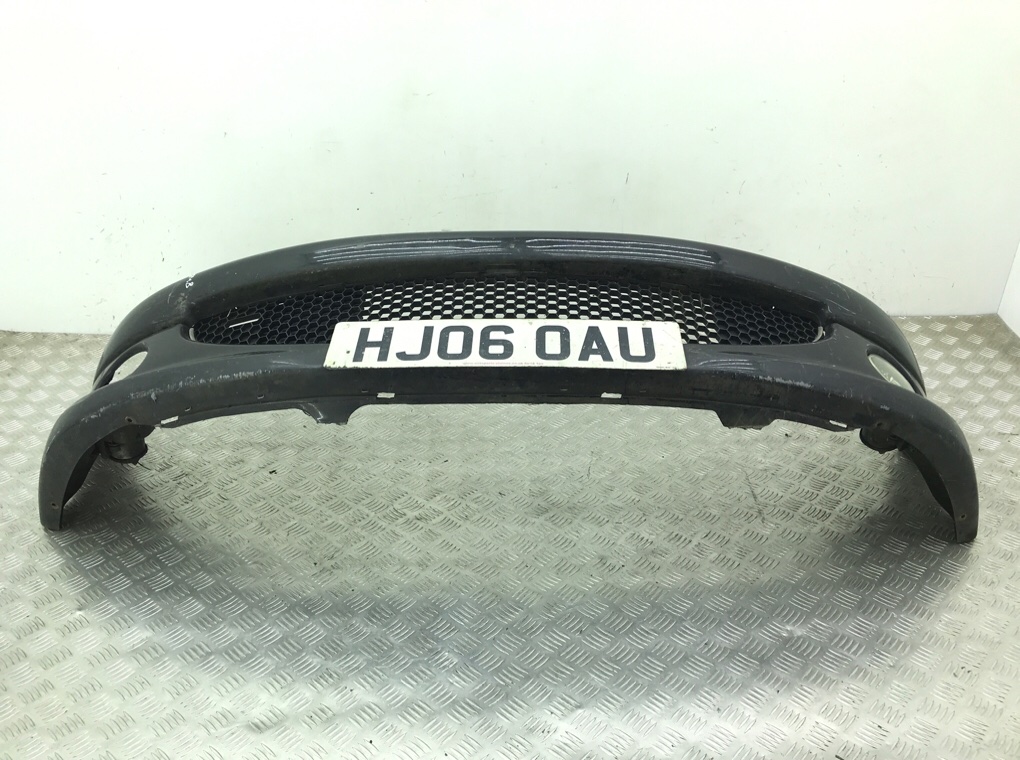 Бампер передний бу для Peugeot 206  1.4 i,  2006 г.