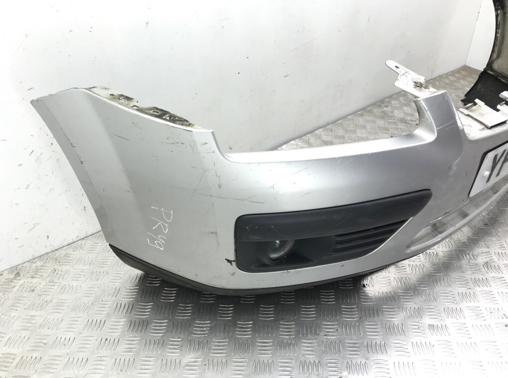 Бампер передний бу для Ford Focus 2 1.6 i,  2007 г.