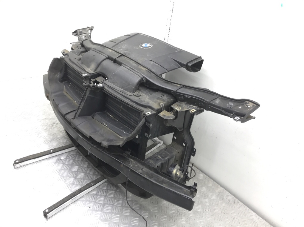 Панель передняя (телевизор) бу для BMW 3 E90/E91/E92/E93 2.0 i,  2009 г.