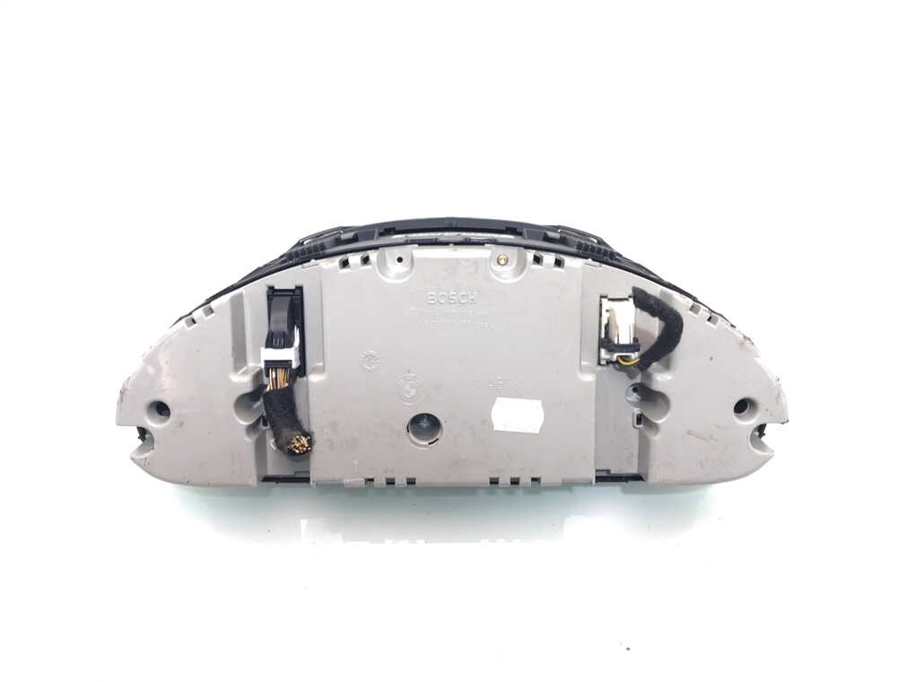 Щиток приборов (приборная панель) бу для BMW 3 E46 2.0 TD, 2004 г. Щиток приборов (приборная панель) бу для BMW 3 E46 2.0 TD, 2004 г.