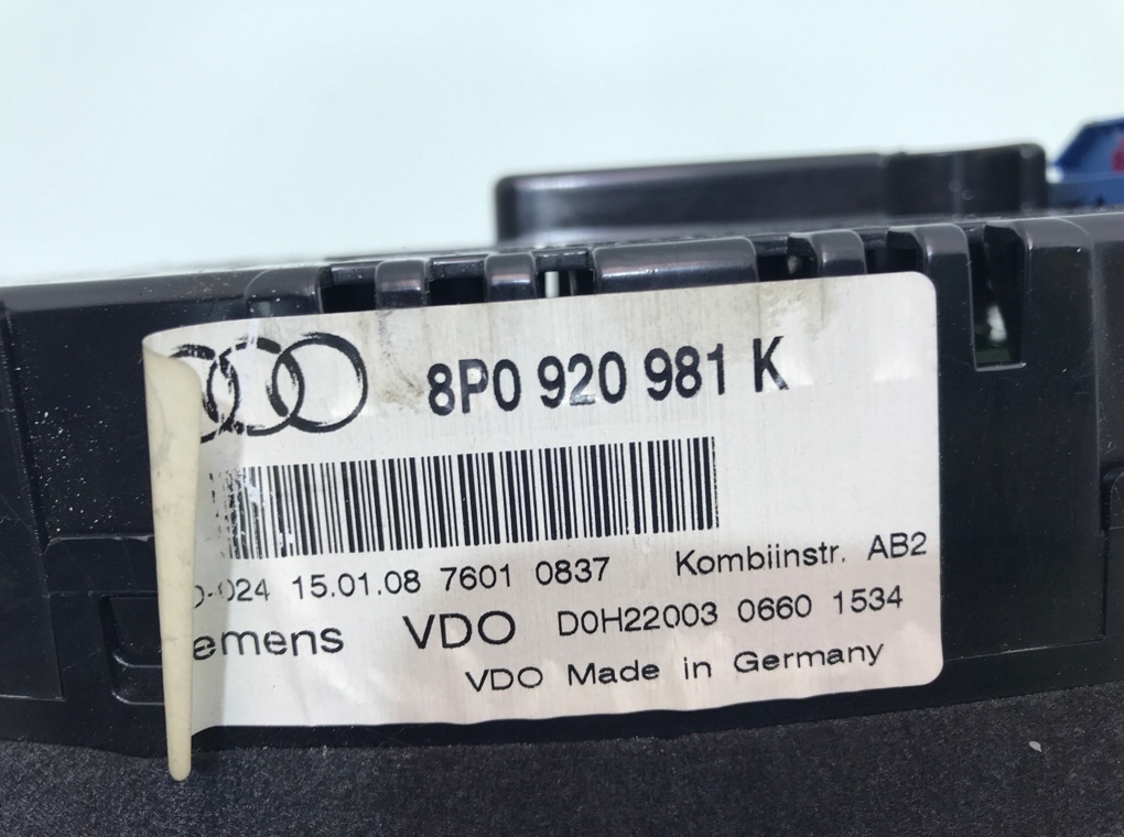 Щиток приборов (приборная панель) бу для Audi A3 8P 2.0 TDi,  2008 г.