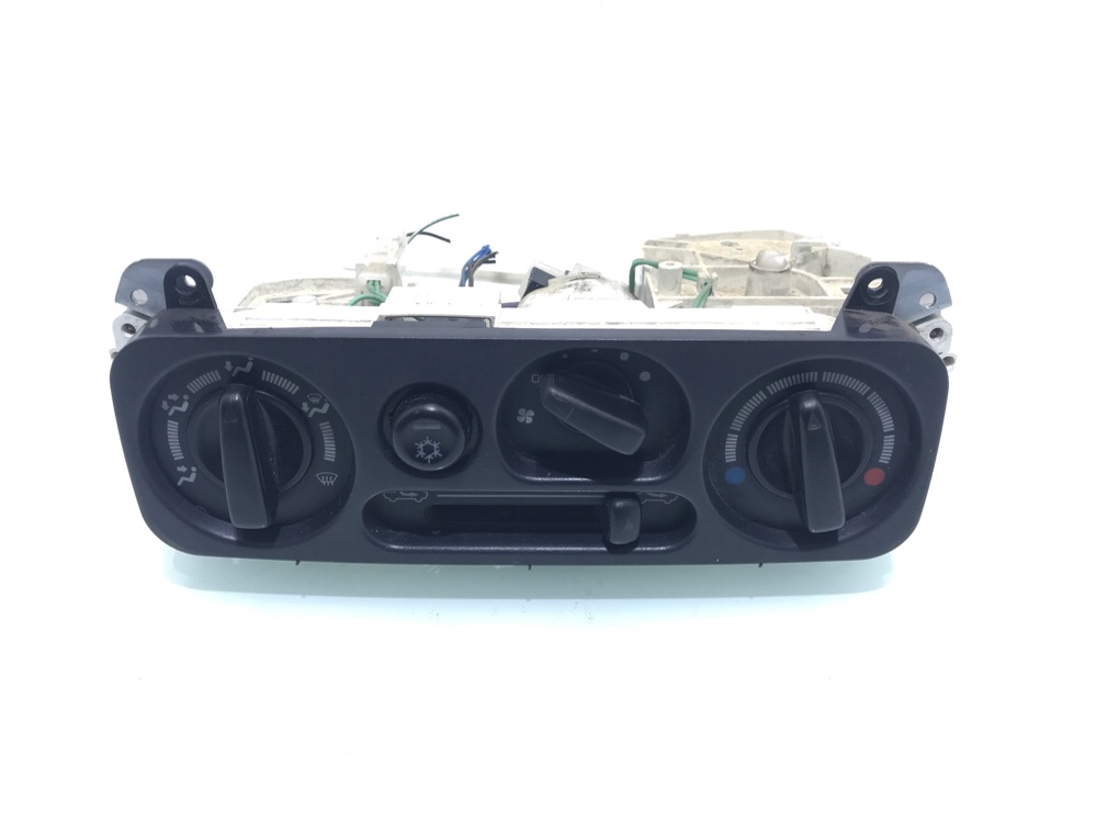 Блок управления печки/климат-контроля бу для Mitsubishi Pajero Sport 2.5 TD, 2003 г.