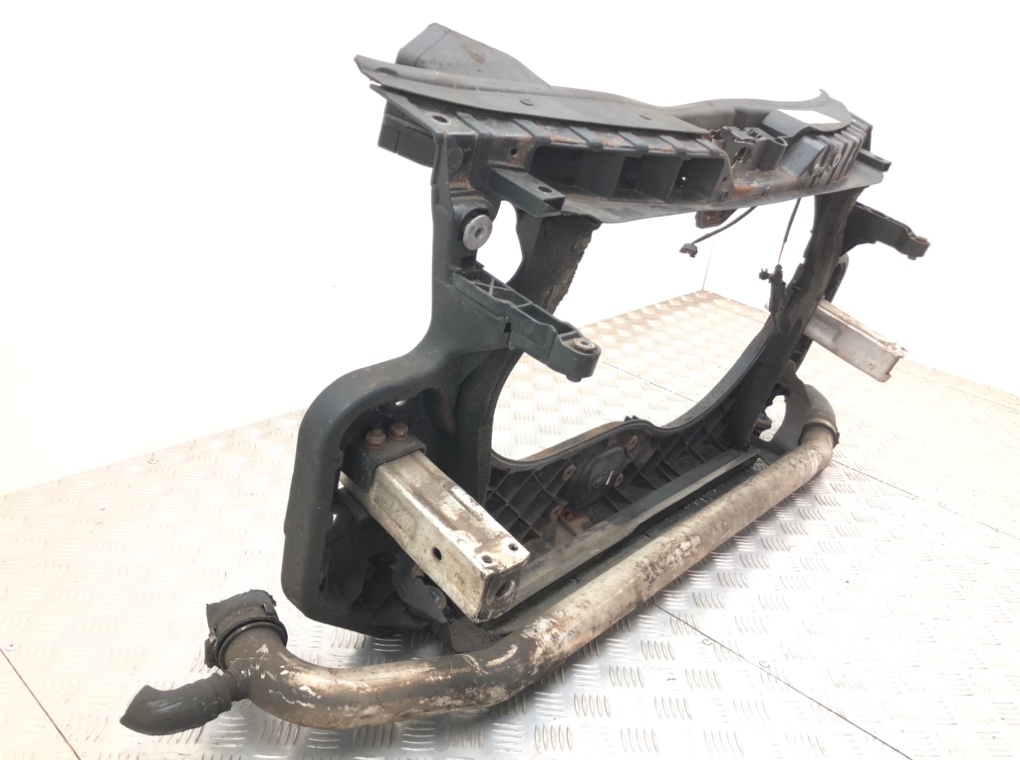 Панель передняя (телевизор) бу для Audi A6 C6 2.0 TDi, 2008 г. Панель передняя (телевизор) бу для Audi A6 C6 2.0 TDi, 2008 г.