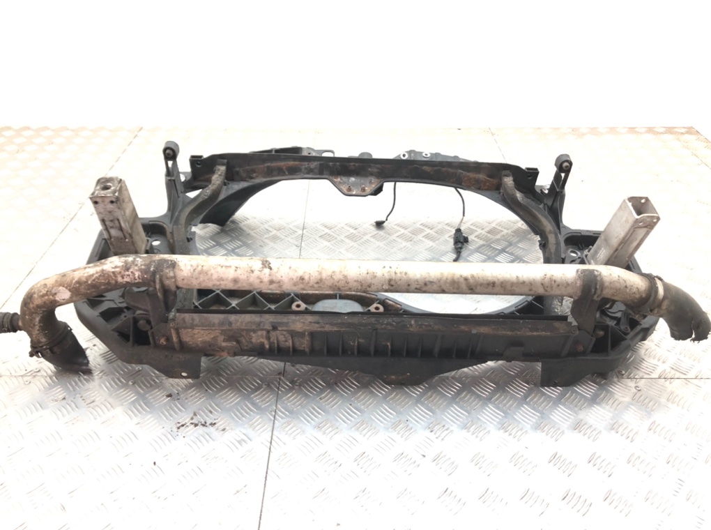 Панель передняя (телевизор) бу для Audi A6 C6 2.0 TDi, 2008 г. Панель передняя (телевизор) бу для Audi A6 C6 2.0 TDi, 2008 г.