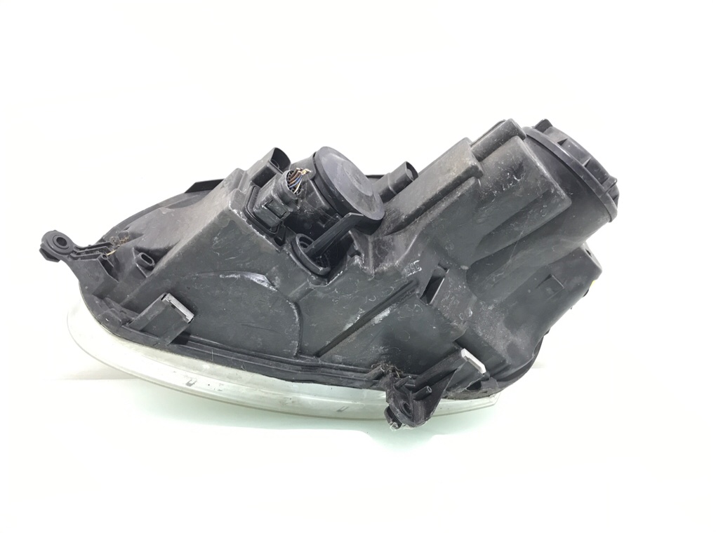 Фара правая бу для Volkswagen Golf 5 1.6 FSI, 2007 г. Фара правая бу для Volkswagen Golf 5 1.6 FSI, 2007 г.