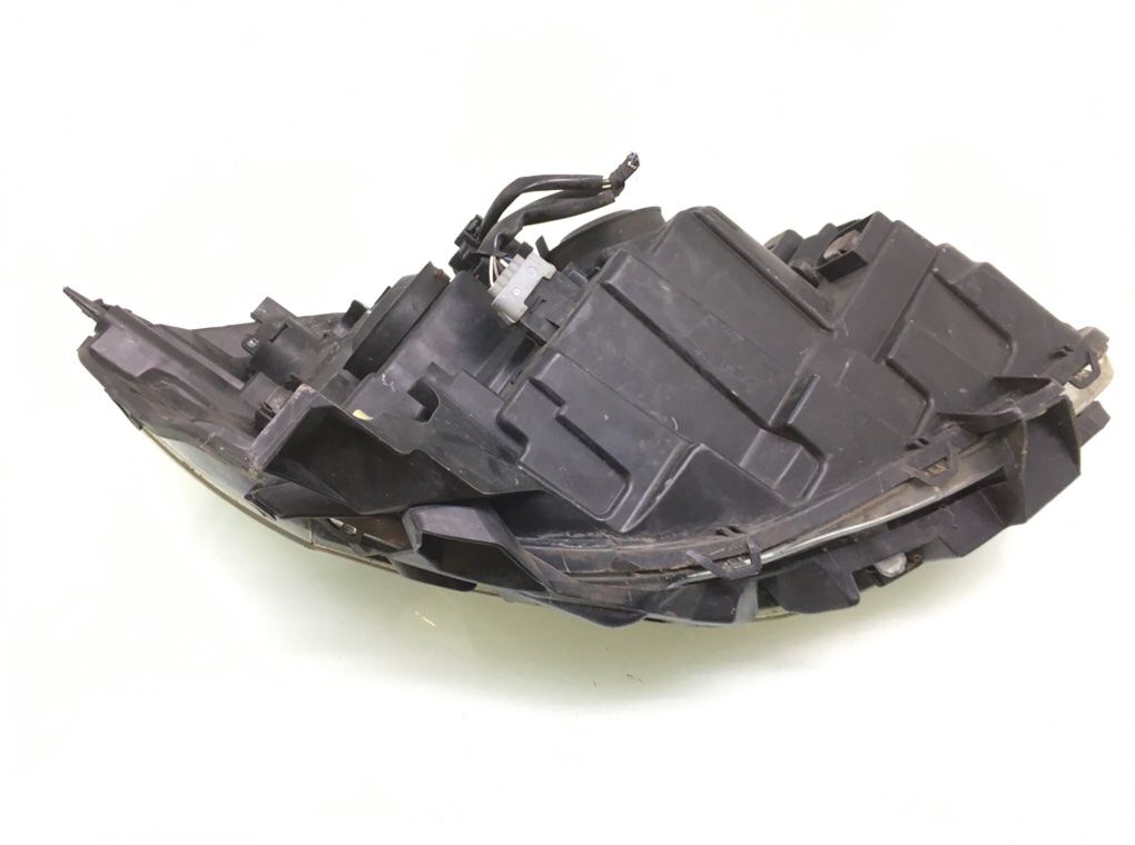 Фара левая бу для Renault Clio  1.5 DCi,  2009 г.