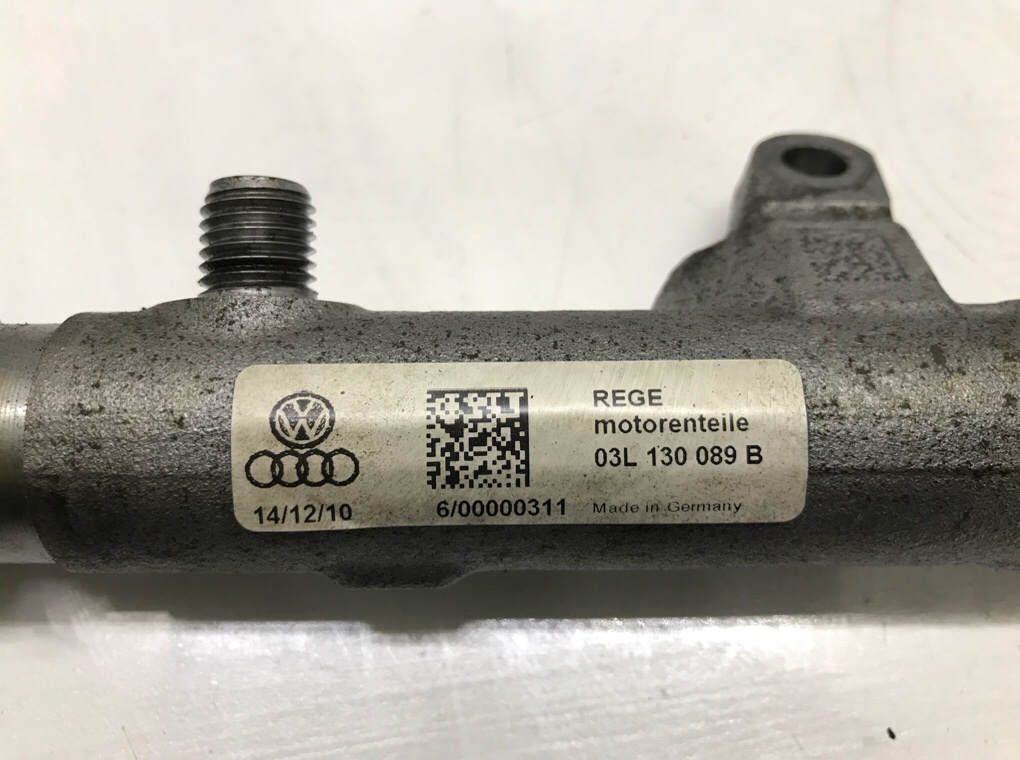 Топливная рампа бу для Skoda Fabia 2 1.6 TDi, 2010 г. Топливная рампа бу для Skoda Fabia 2 1.6 TDi, 2010 г.