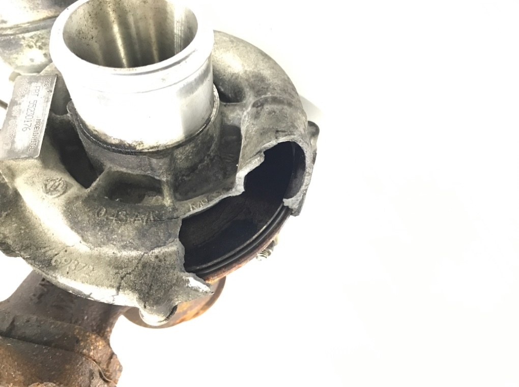 Турбина бу для Fiat Bravo 1.6 JTD, 2011 г. Турбина бу для Fiat Bravo 1.6 JTD, 2011 г.