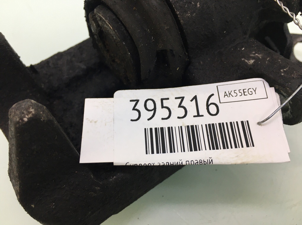 Суппорт задний правый бу для Volkswagen Golf 5 1.9 TDi,  2005 г.