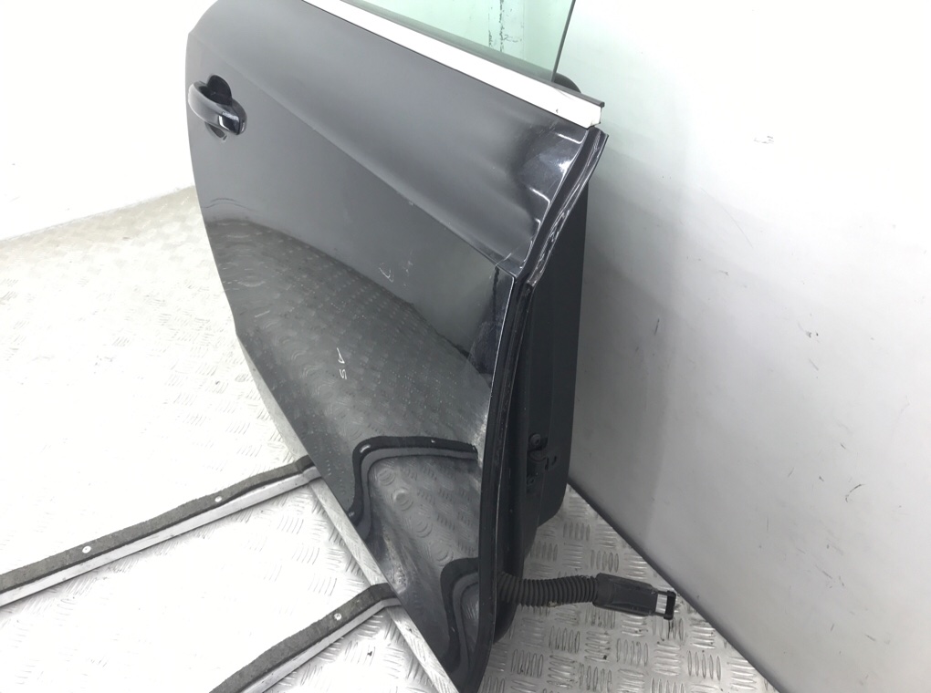 Дверь задняя правая бу для Audi A5  2.0 TDi,  2011 г.