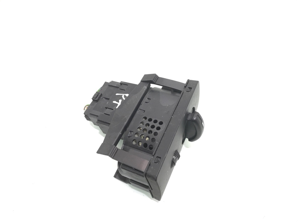 Переключатель света бу для Ford Fiesta 5 1.3 i,  2005 г.