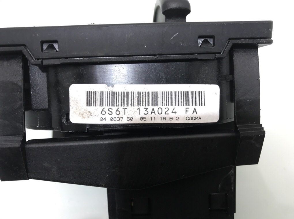 Переключатель света бу для Ford Fiesta 5 1.3 i,  2005 г.