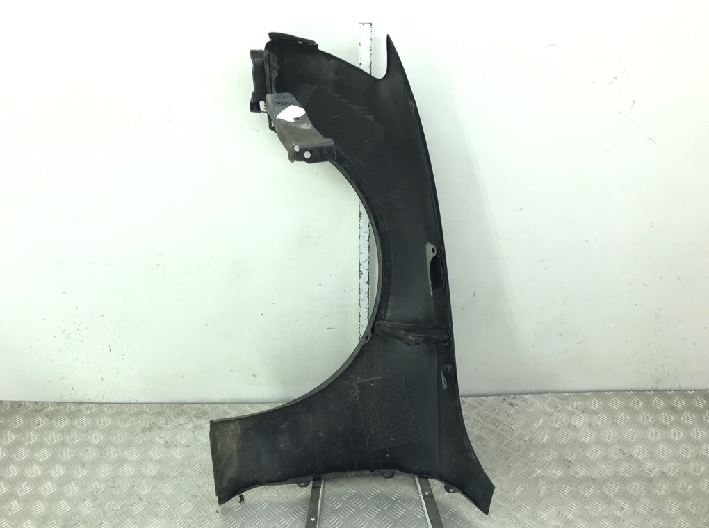 Крыло переднее правое бу для Audi A5  2.0 TDi,  2011 г.