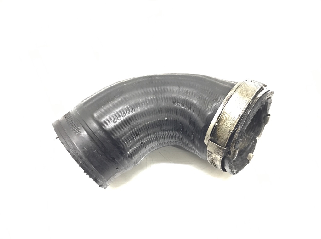 Патрубок интеркулера бу для Volkswagen Passat B6 2.0 TDi,  2009 г.