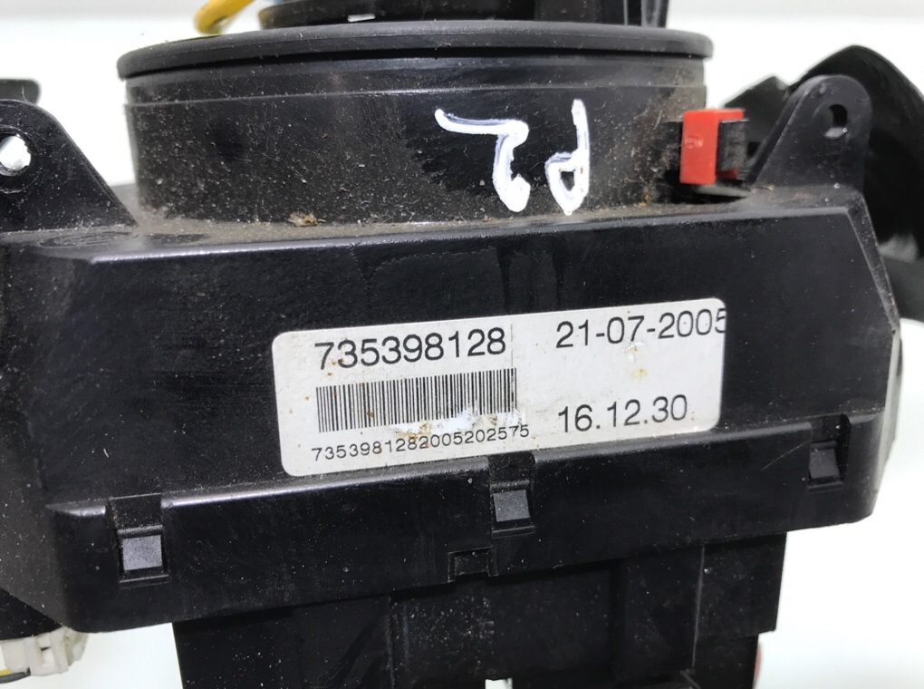 Переключатель подрулевой (стрекоза) бу для Fiat Panda 1.3 JTD, 2006 г. Переключатель подрулевой (стрекоза) бу для Fiat Panda 1.3 JTD, 2006 г.