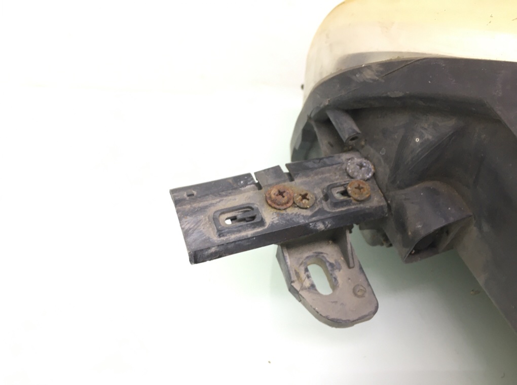 Фара правая бу для Citroen C4 Picasso  1.8 i,  2008 г.